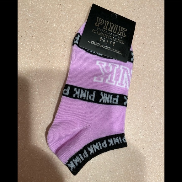 PINK Victoria's Secret Accessories - 🦋4/$20 VS PINK Collegiate Collection Crew SockNWT
